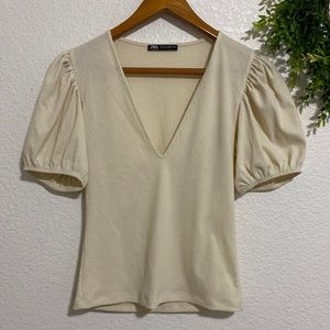 Zara Cream Short Sleeve V Neck Top